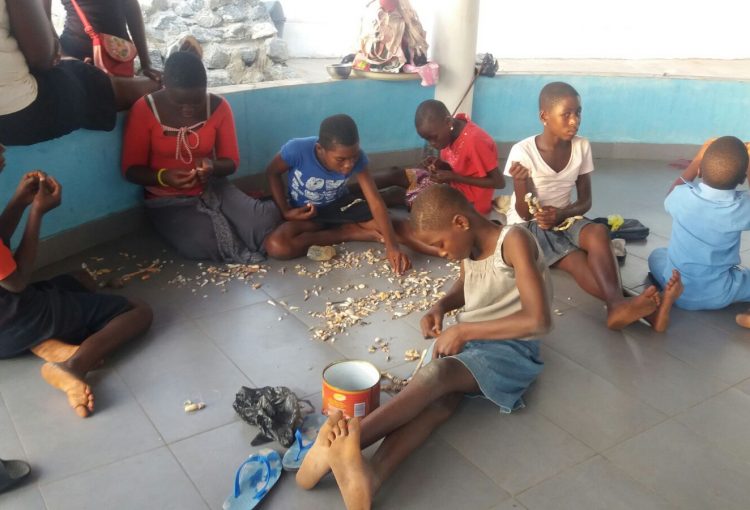 Les enfants de la plage - Togo