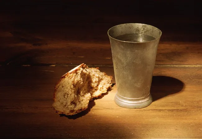 Cena quaresimale a pane e acqua a Taranto per il Mercoledì delle Ceneri